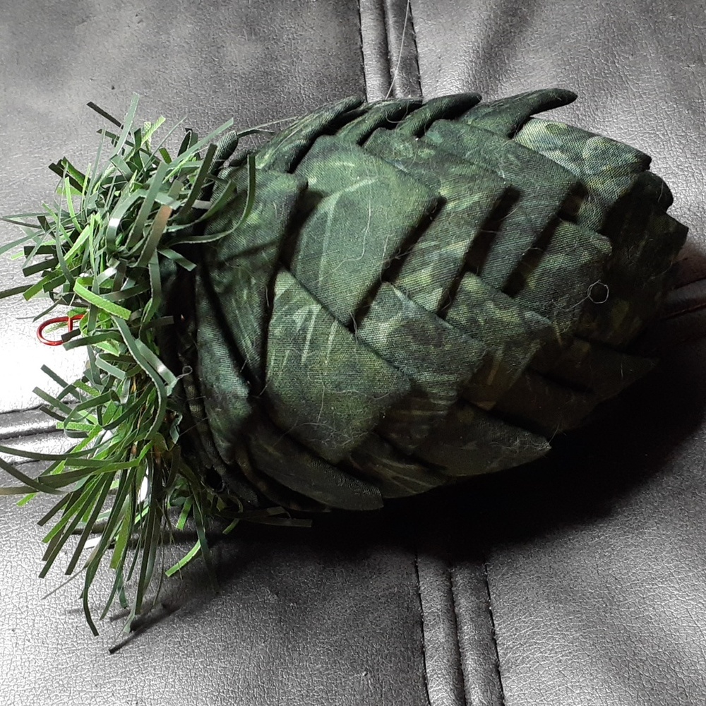 #11  4"x5" Pinecone Ornament
